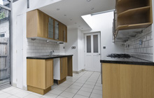 Kingsclere Woodlands kitchen extension leads
